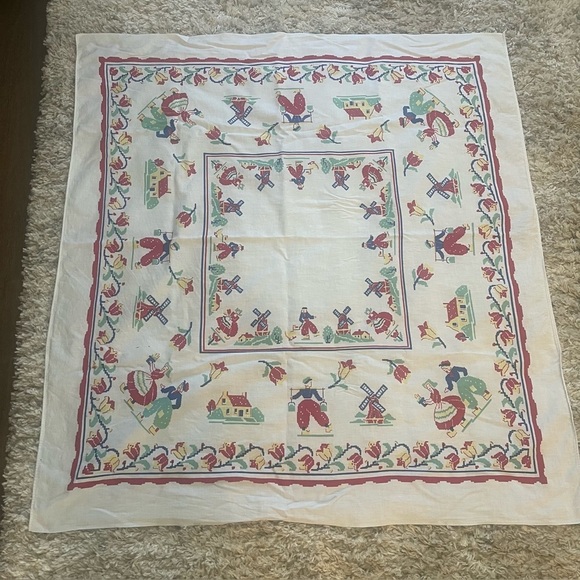 Other - Vintage Pennsylvania Dutch linen tablecloth, 25” x 28”